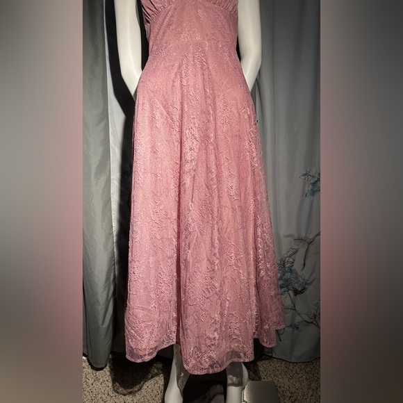 👗Lulu’s Dazzling Cutie Mauve Pink Glitter Lace Sleeveless Midi Dress, size M - Picture 3 of 9